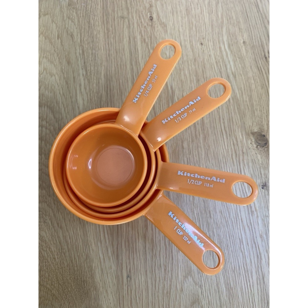 Set of 4 KitchenAid Nesting Measuring Cups - Orange
